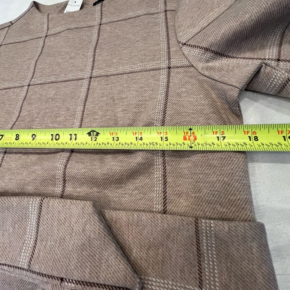 Ann Taylor Factory Taupe Grid Sweater - Picture 8 of 10